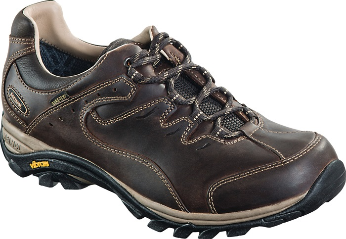 Light-Hike-Schuh Caracas GTX Gr.42 – 8 dunkelbraun